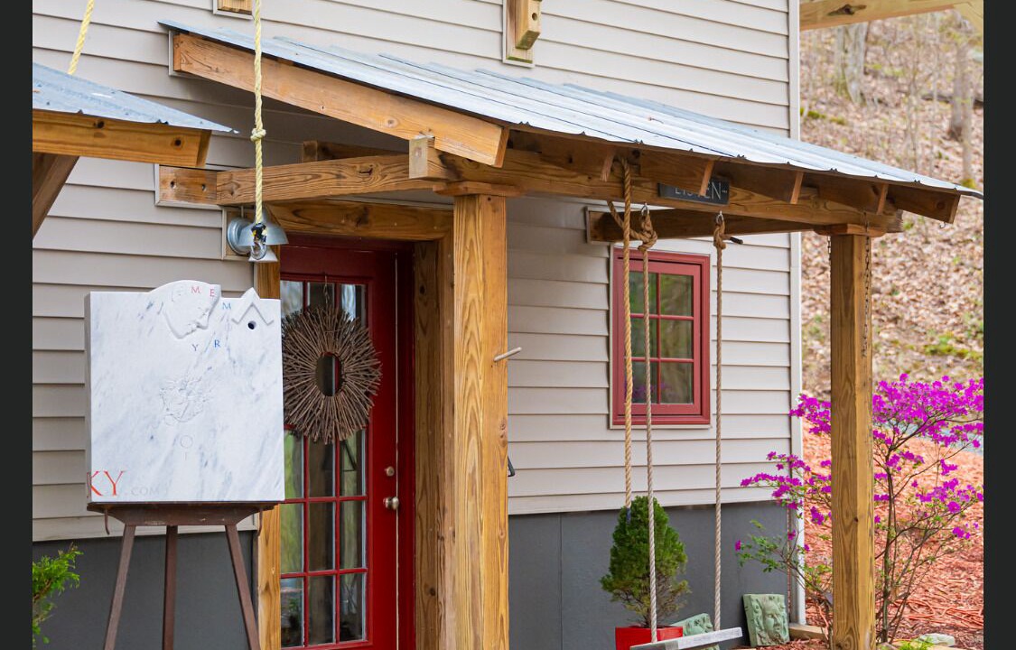 Photo of Outdoor in Bakersville
