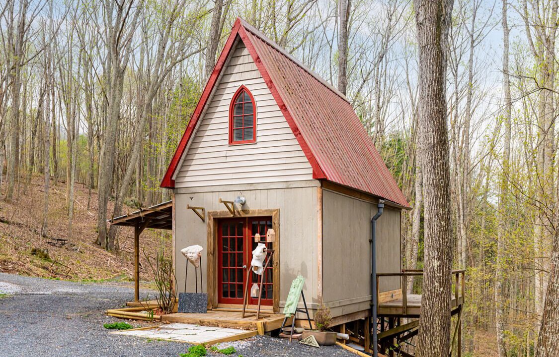 Photo of Outdoor in Bakersville