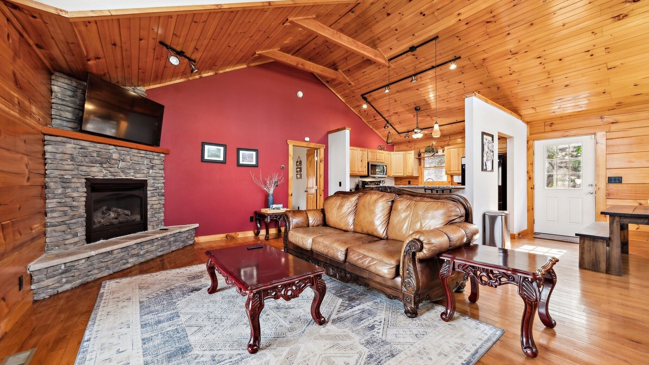 Photo of Livingroom in Canton