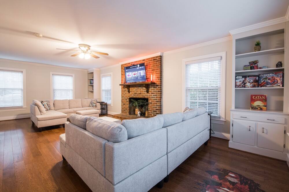 Photo of Livingroom in Greenville