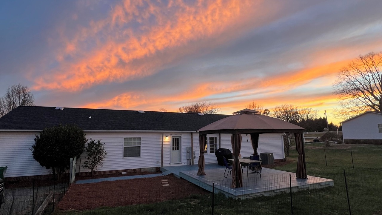 Photo of Outdoor in King