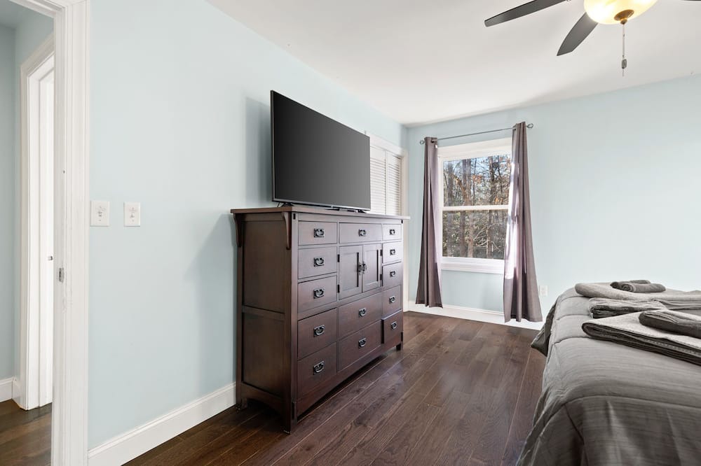 Photo of Bedroom in Fairview