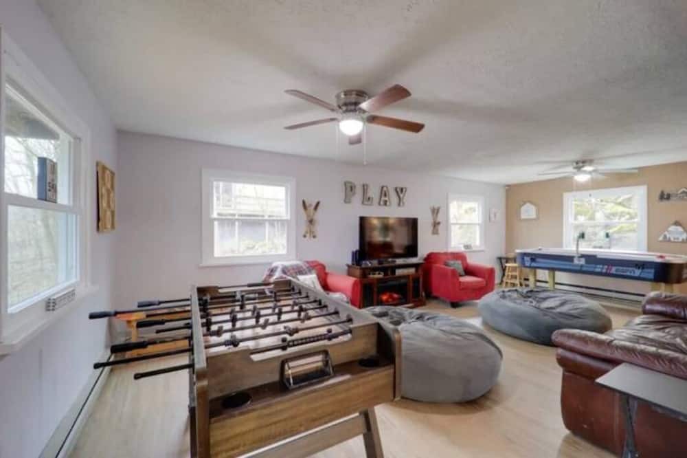 Photo of Bedroom in Beech Mountain