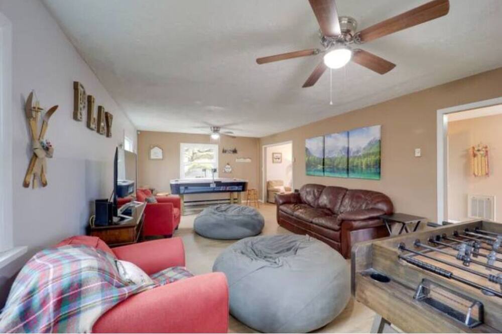 Photo of Bedroom in Beech Mountain
