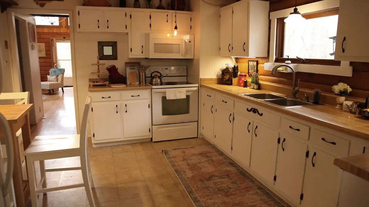 Photo of Kitchen in Bynum