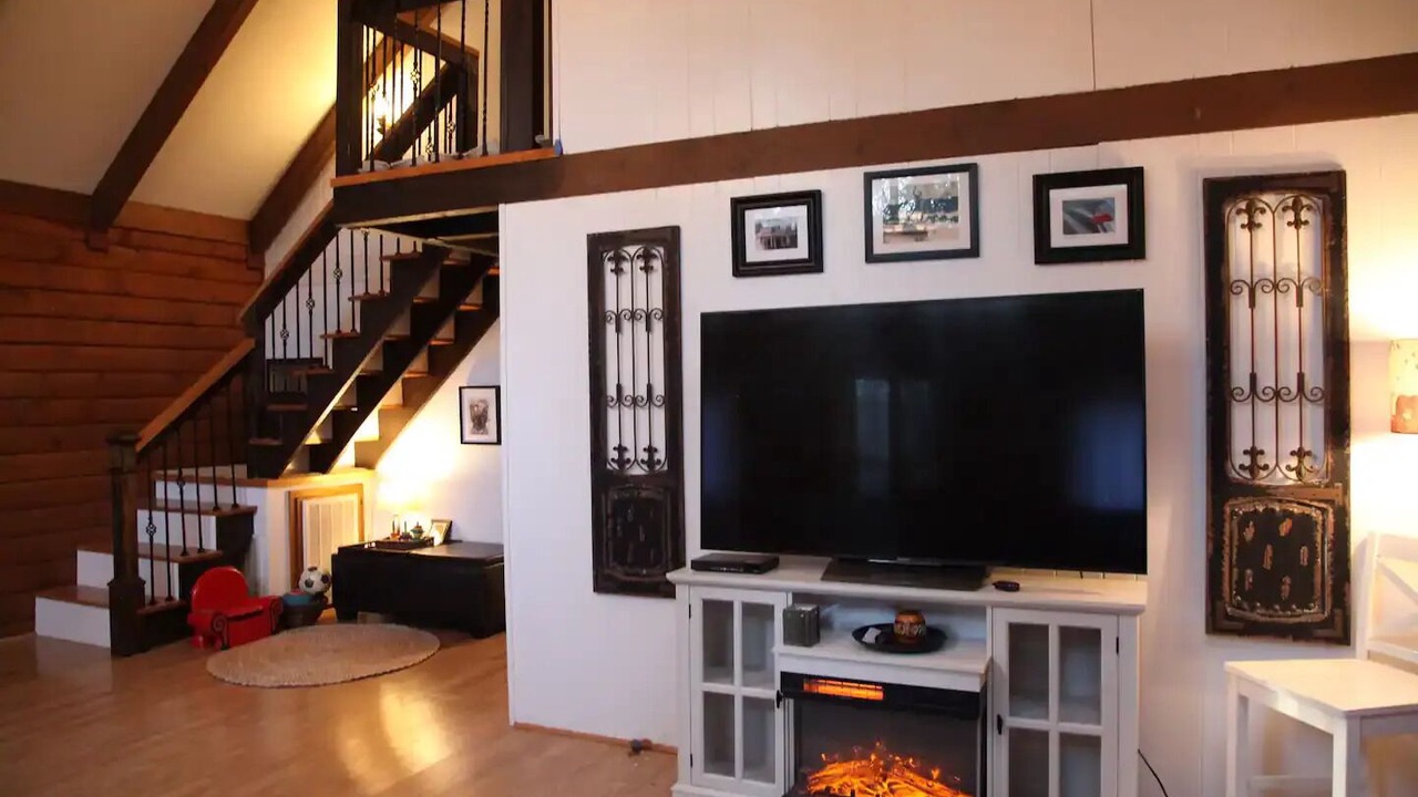 Photo of Livingroom in Bynum