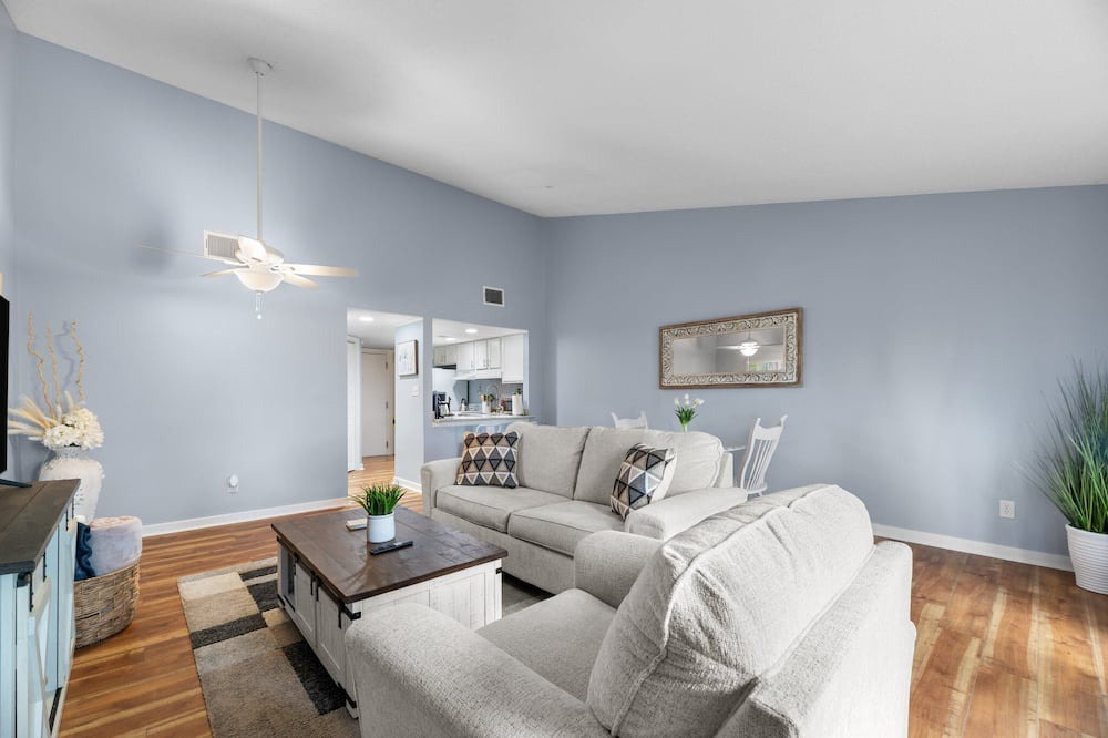 Photo of Livingroom in Fairfield Harbour