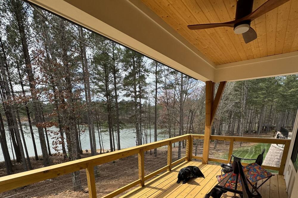 Photo of Patio Balcony in Granite Falls