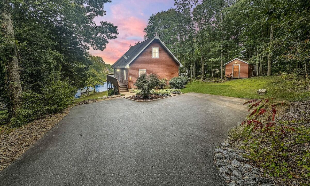 Photo of Outdoor in Hickory