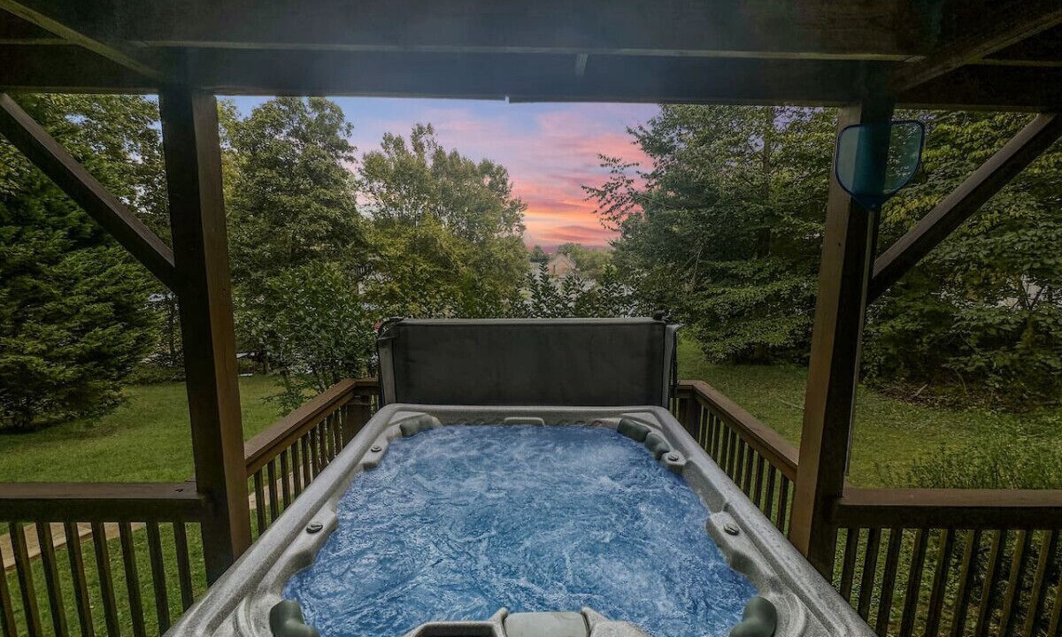 Photo of Outdoor in Hickory