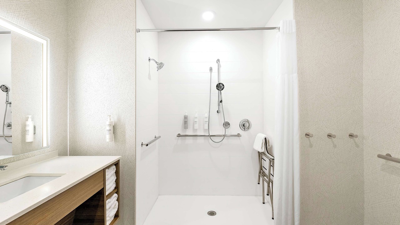 Photo of Bathroom in Hendersonville