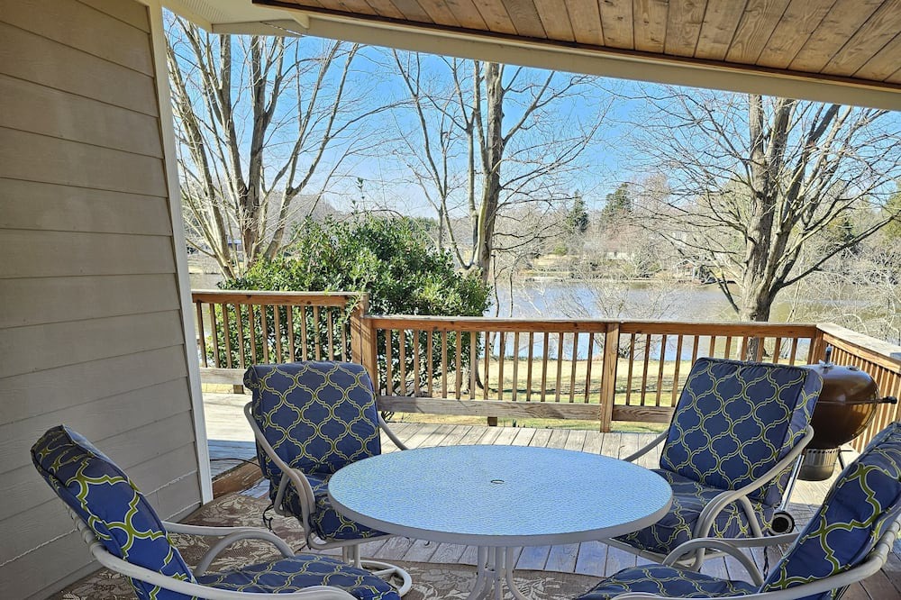 Photo of Outdoor in Cedar Grove