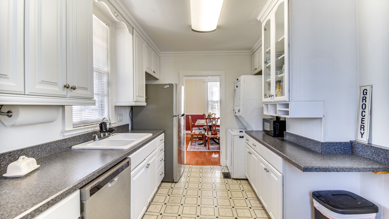 Photo of Kitchen in Elizabeth City