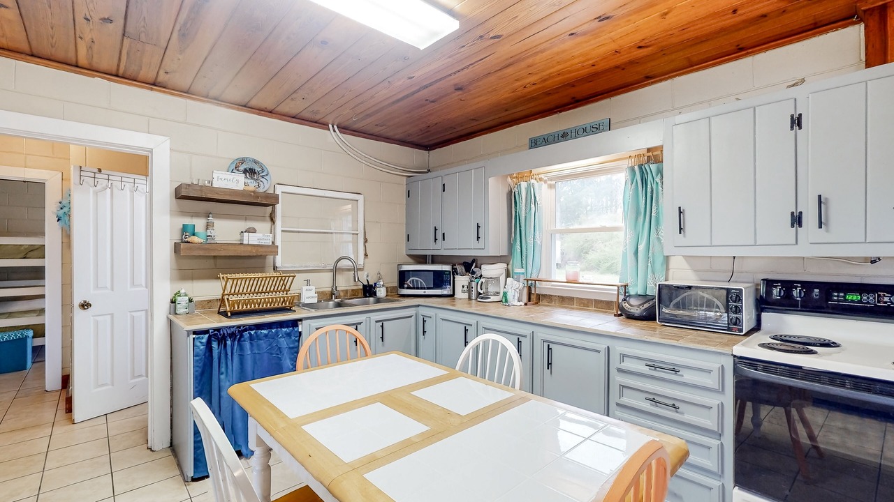 Photo of Kitchen in Morehead City