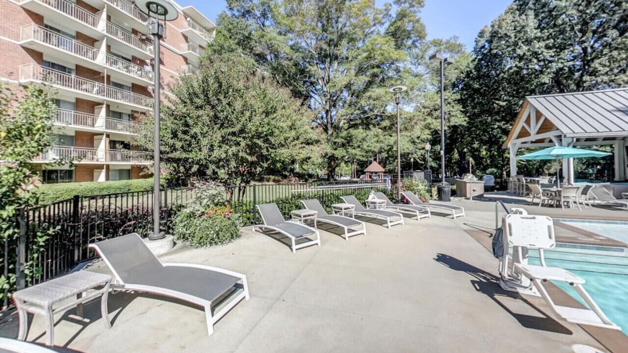 Photo of Outdoor in Crabtree