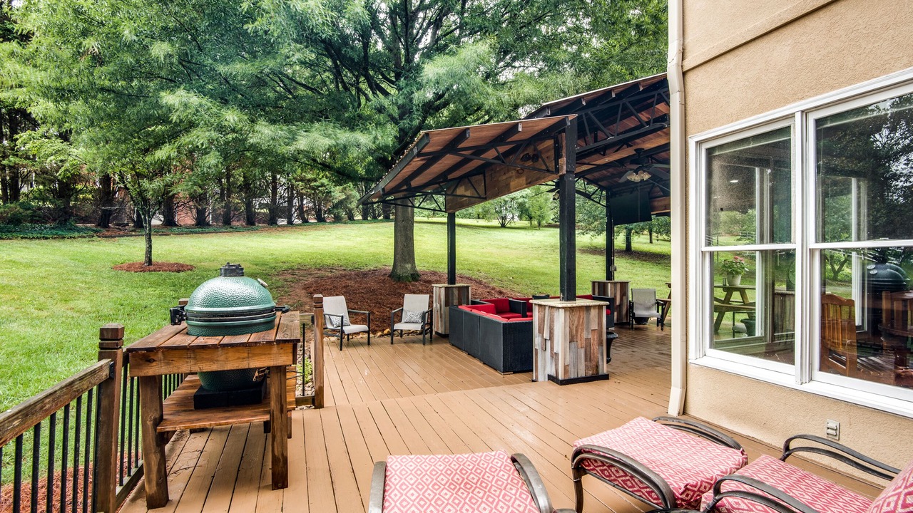 Photo of Outdoor in Hickory
