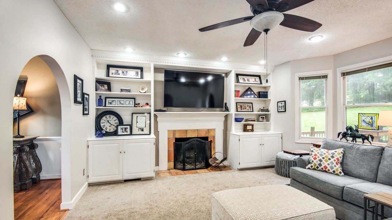 Photo of Livingroom in Hickory