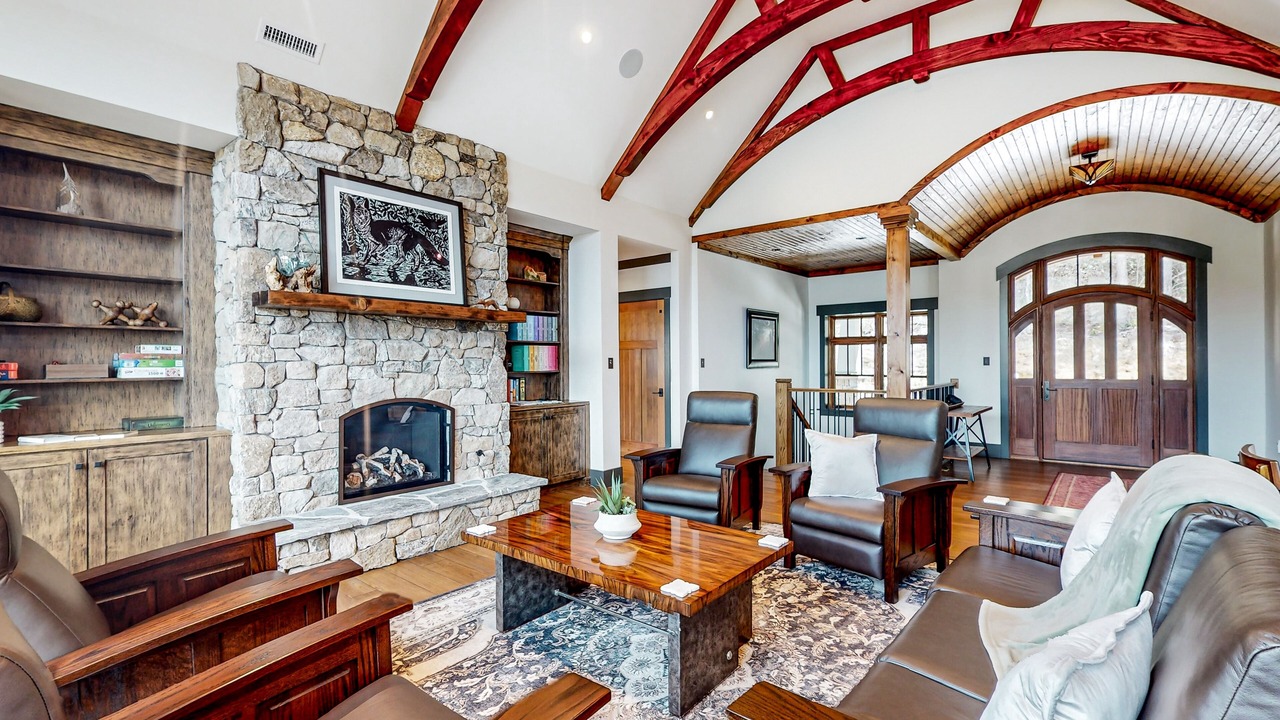 Photo of Livingroom in Black Mountain