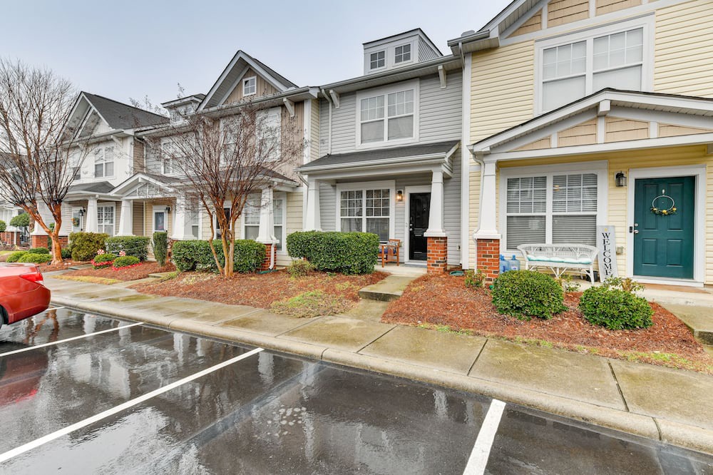 Photo of Outdoor in Mountain Island