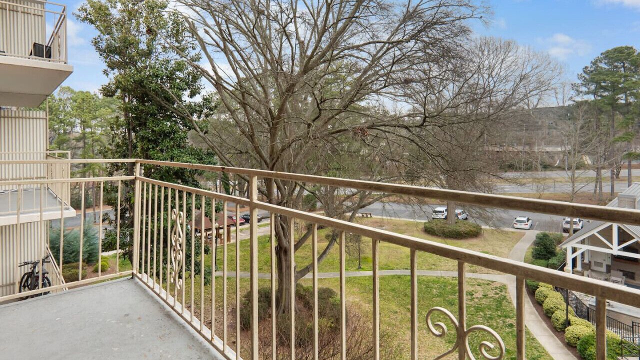 Photo of Outdoor in Crabtree