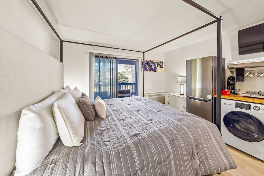 Photo of Bedroom in Fairfield Harbour