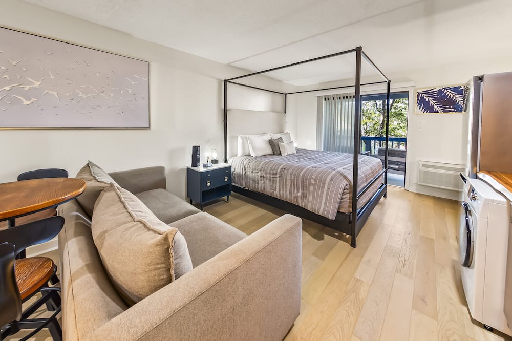 Photo of Bedroom in Fairfield Harbour