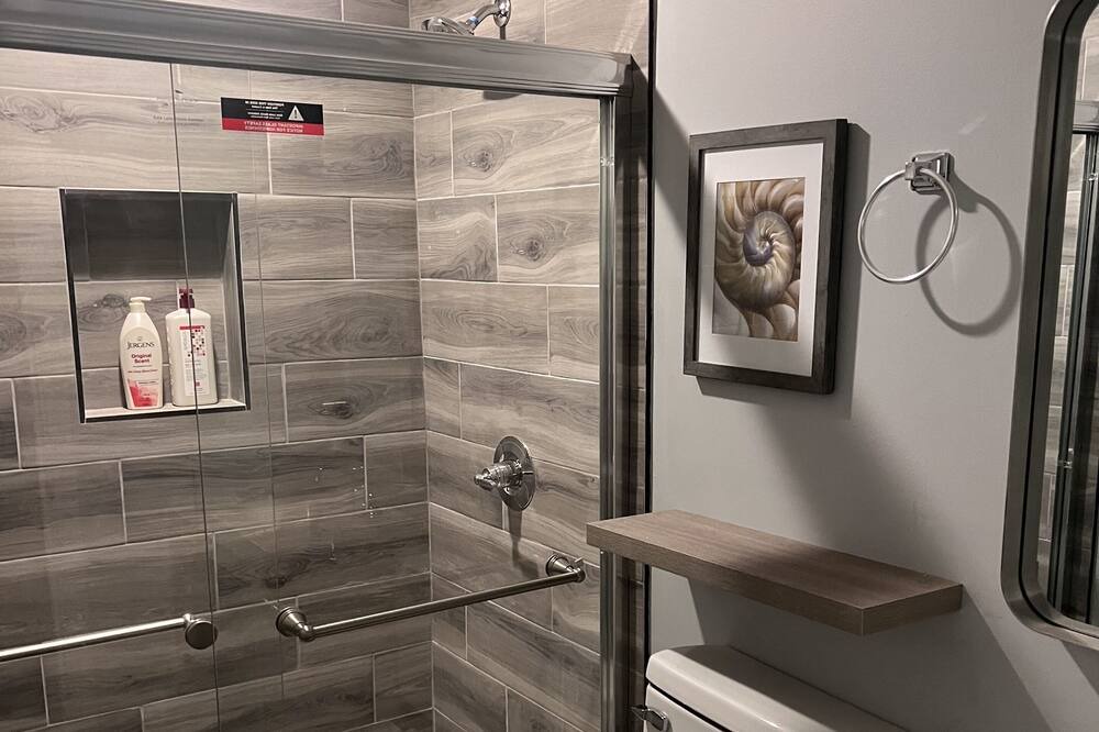 Photo of Bathroom in Monroe