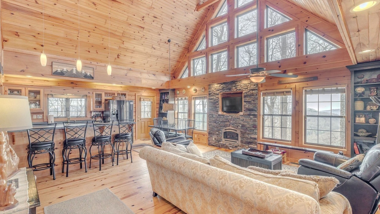 Photo of Livingroom in Lynn