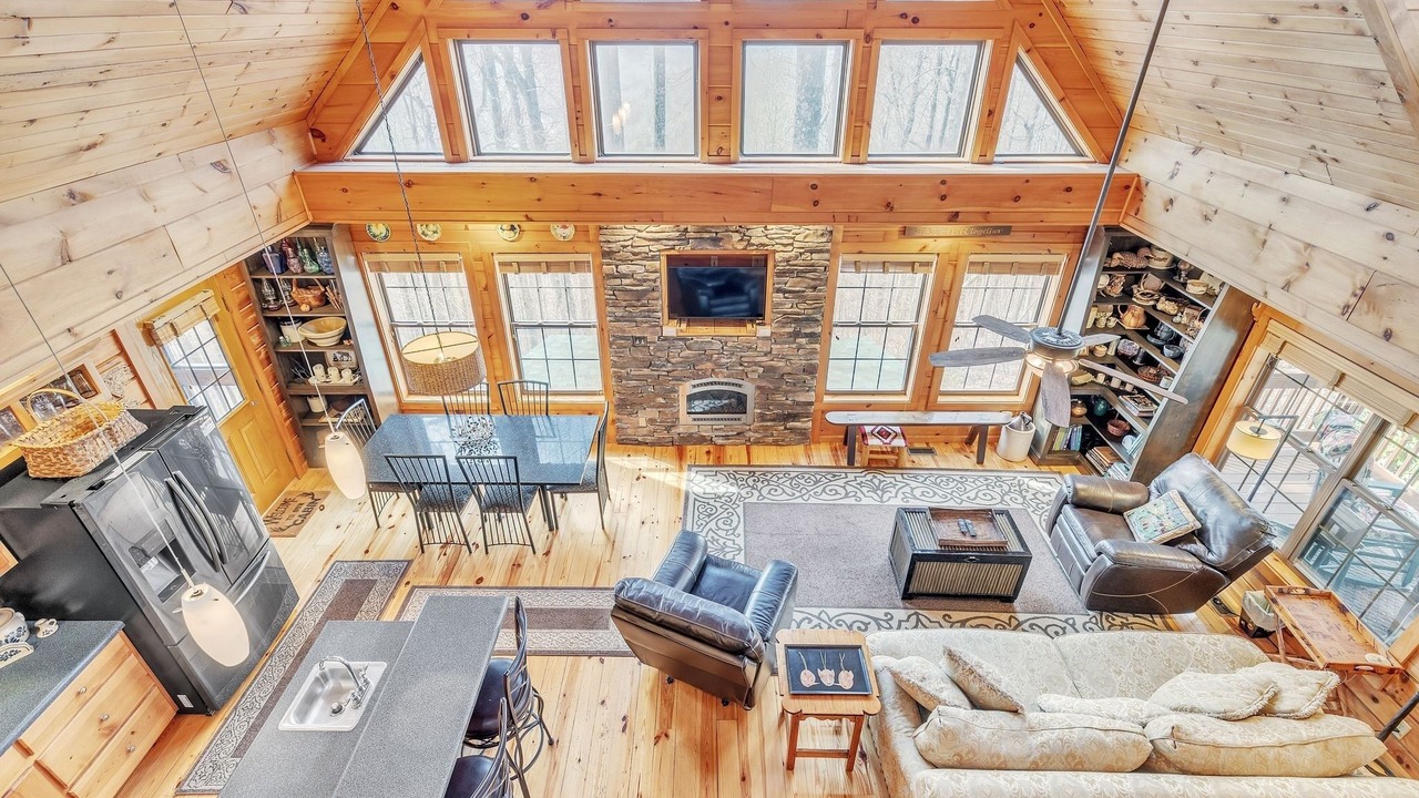 Photo of Livingroom in Lynn