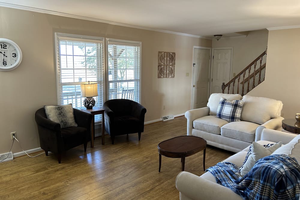 Photo of Livingroom in Belhaven