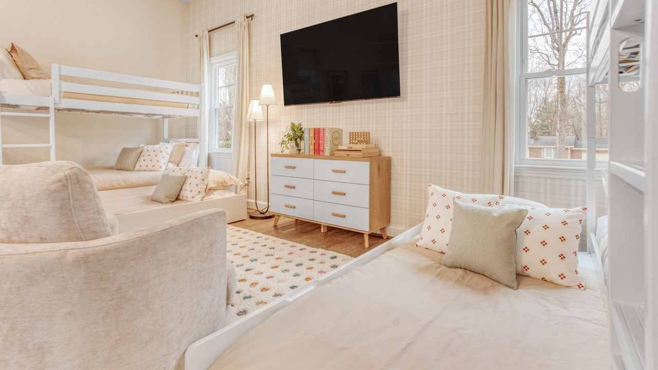 Photo of Livingroom in Greensboro