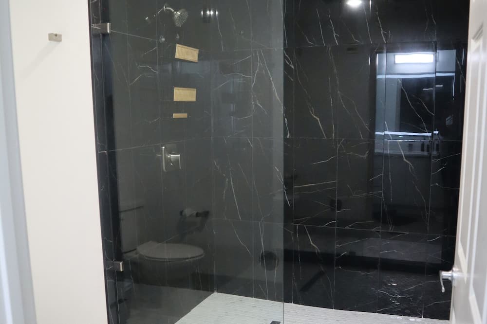 Photo of Bathroom in Third Ward