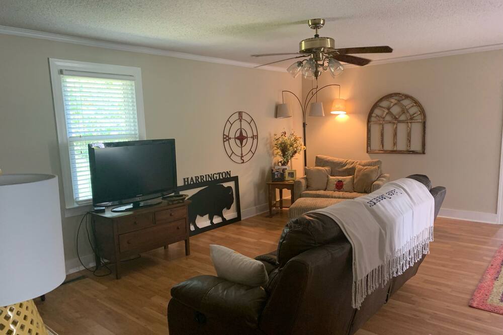 Photo of Bedroom in Olivia