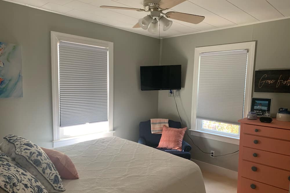 Photo of Bedroom in Olivia