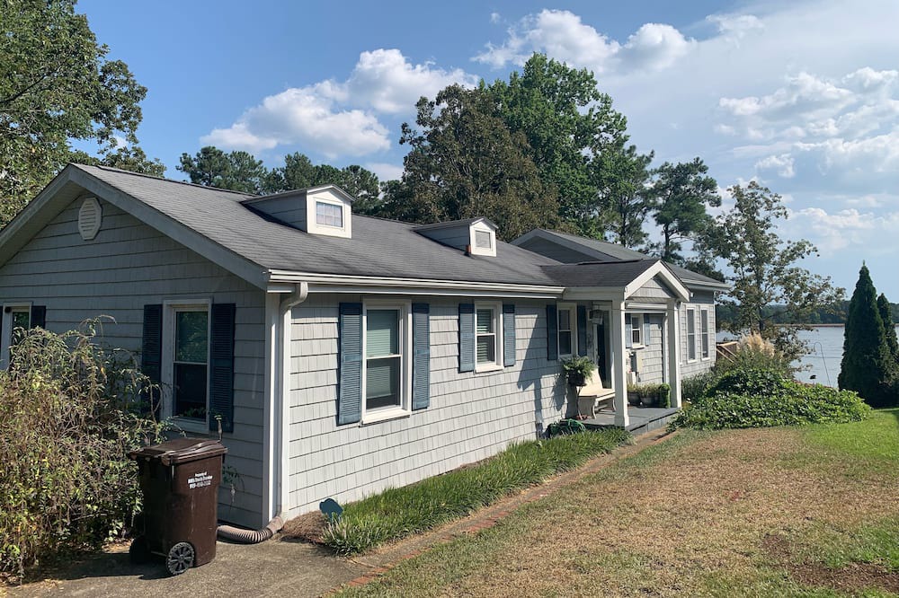 Photo of Outdoor in Olivia