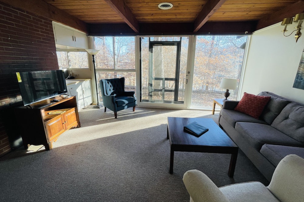 Photo of Livingroom in Clemmons