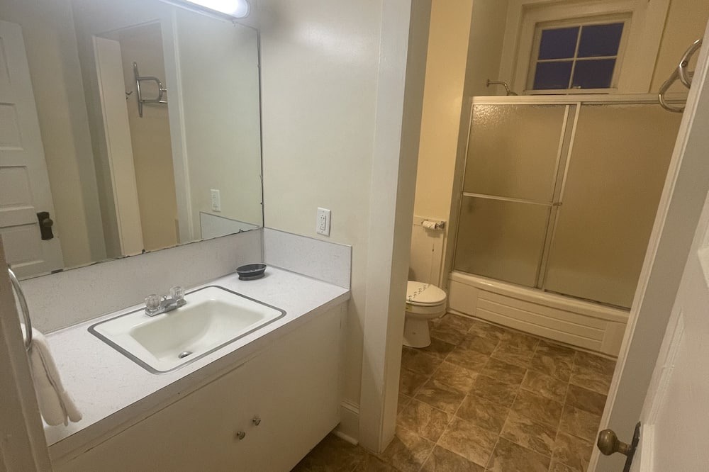 Photo of Bathroom in Clemmons