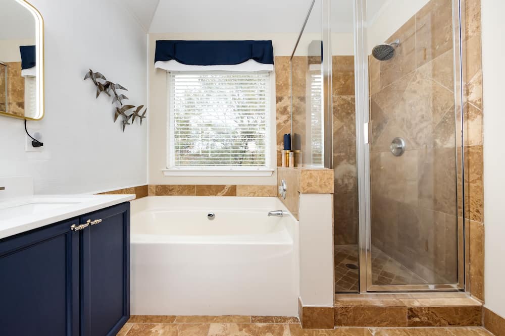 Photo of Bathroom in Moores Chapel