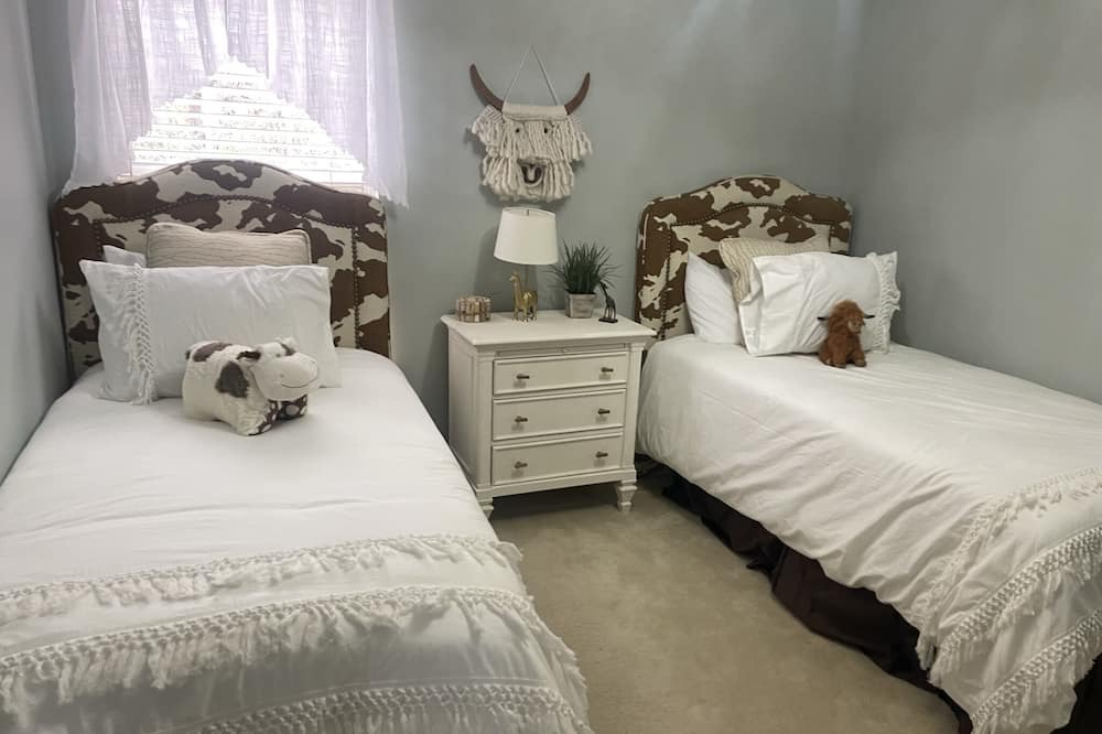 Photo of Bedroom in Moores Chapel