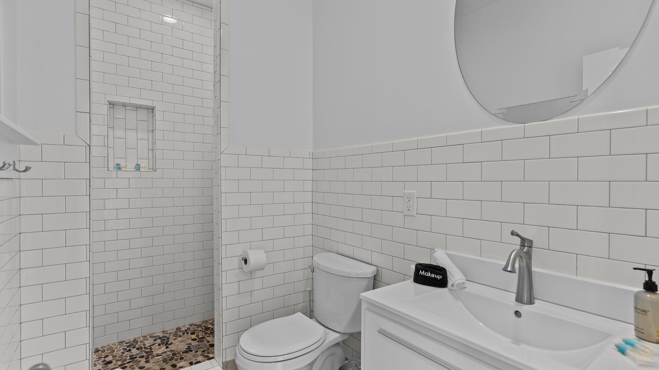 Photo of Bathroom in Topsail Beach