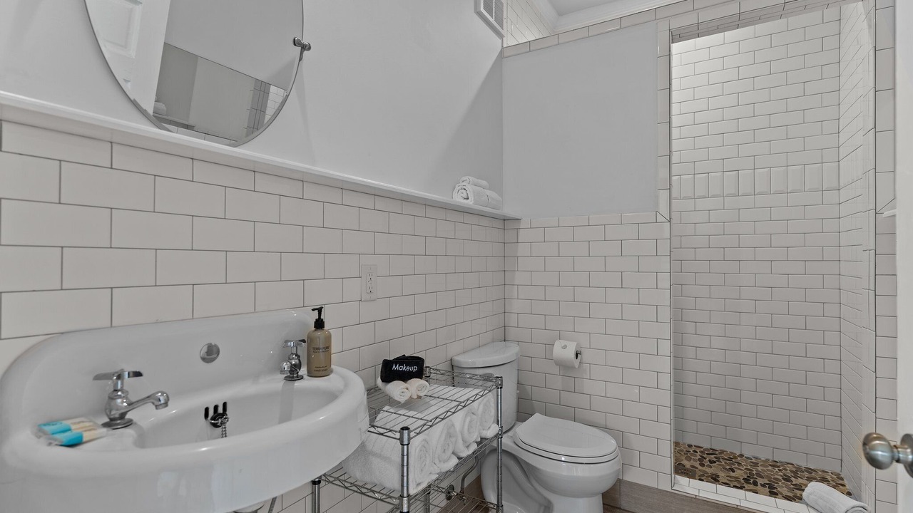 Photo of Bathroom in Topsail Beach