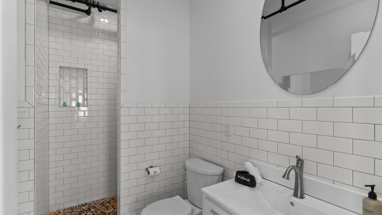 Photo of Bathroom in Topsail Beach