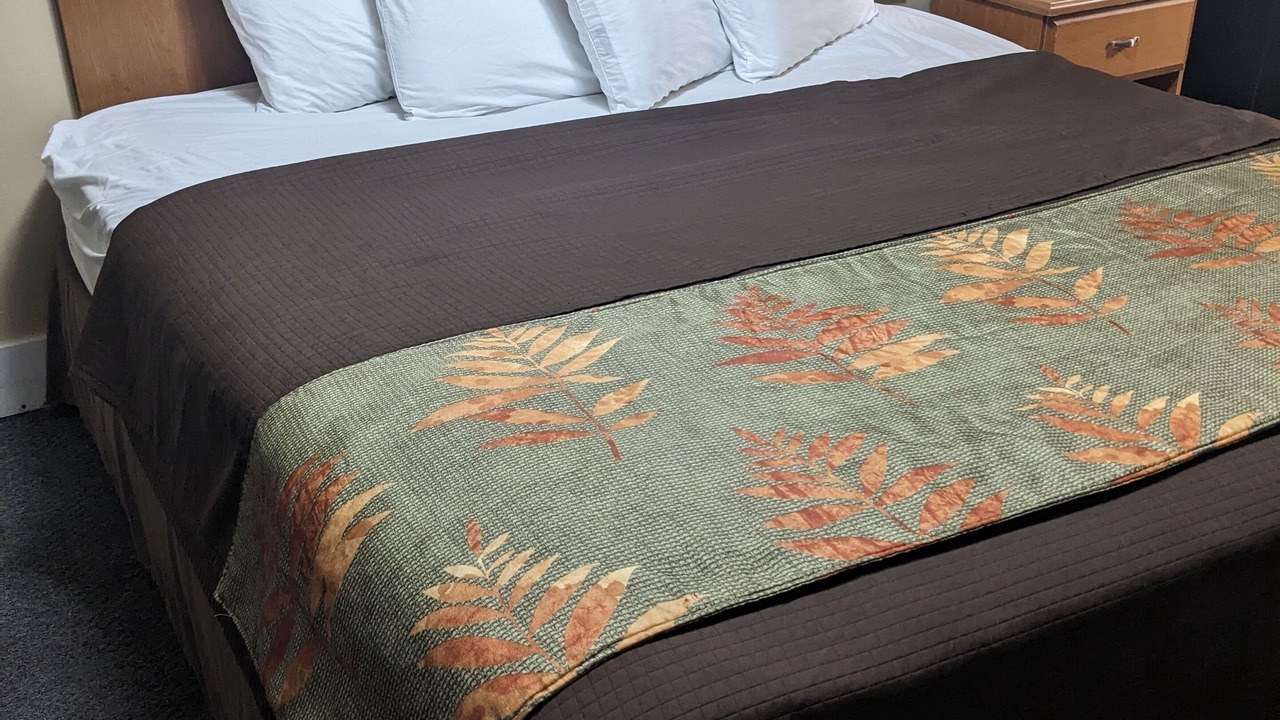 Photo of Bedroom in Hendersonville