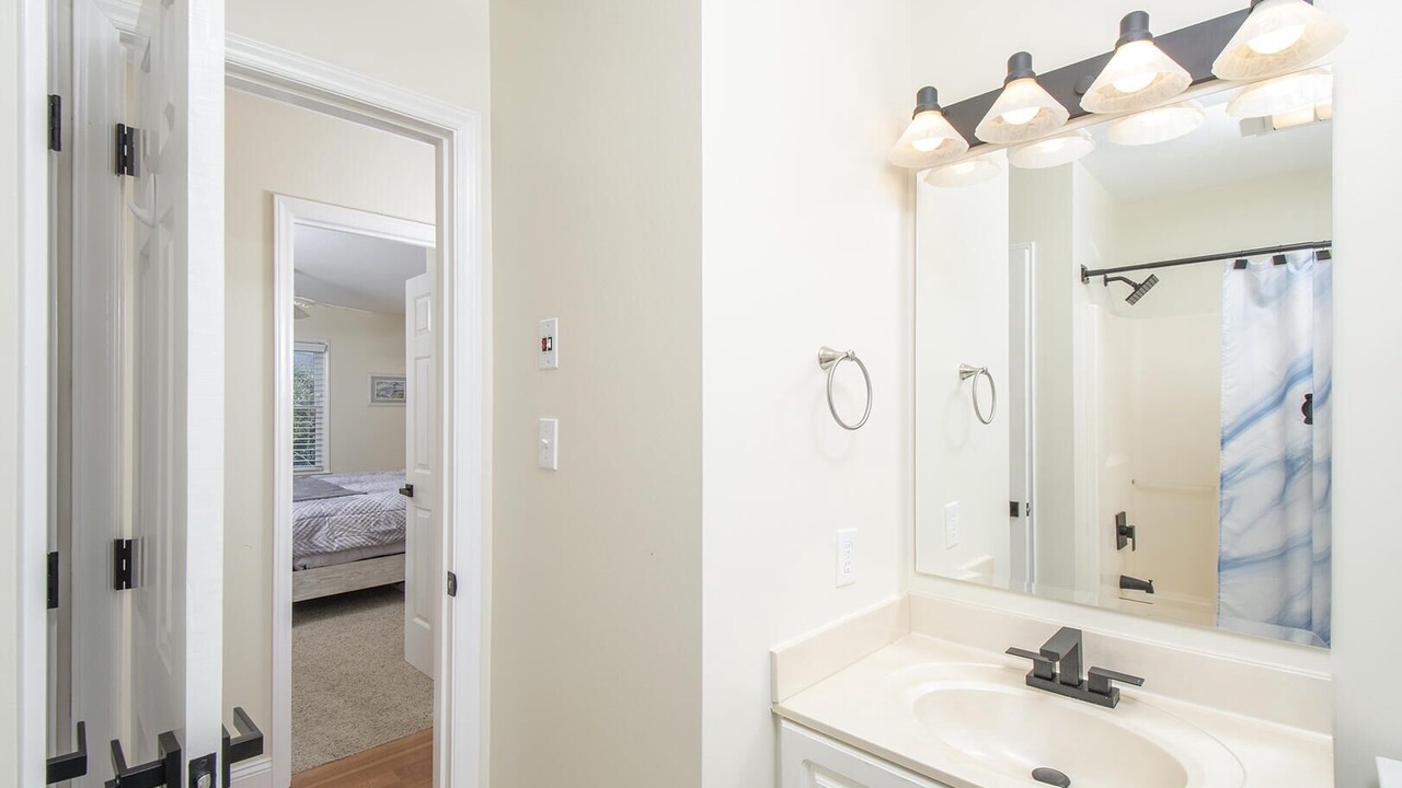 Photo of Bathroom in Emerald Isle