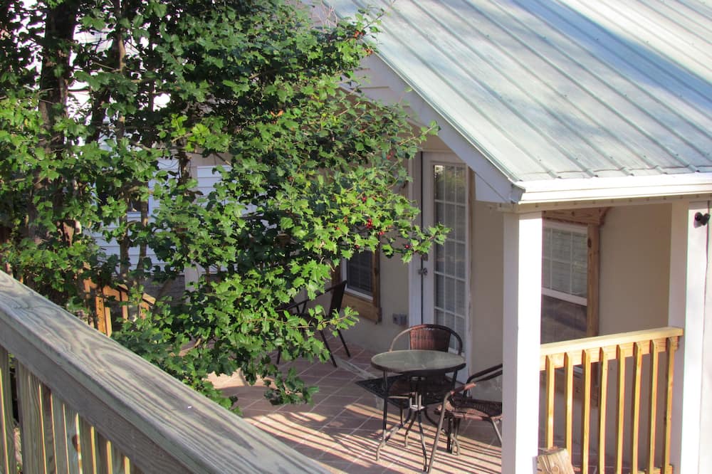 Photo of Outdoor in New London