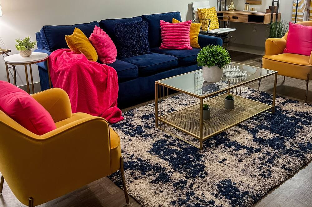 Photo of Livingroom in Dixie - Berryhill