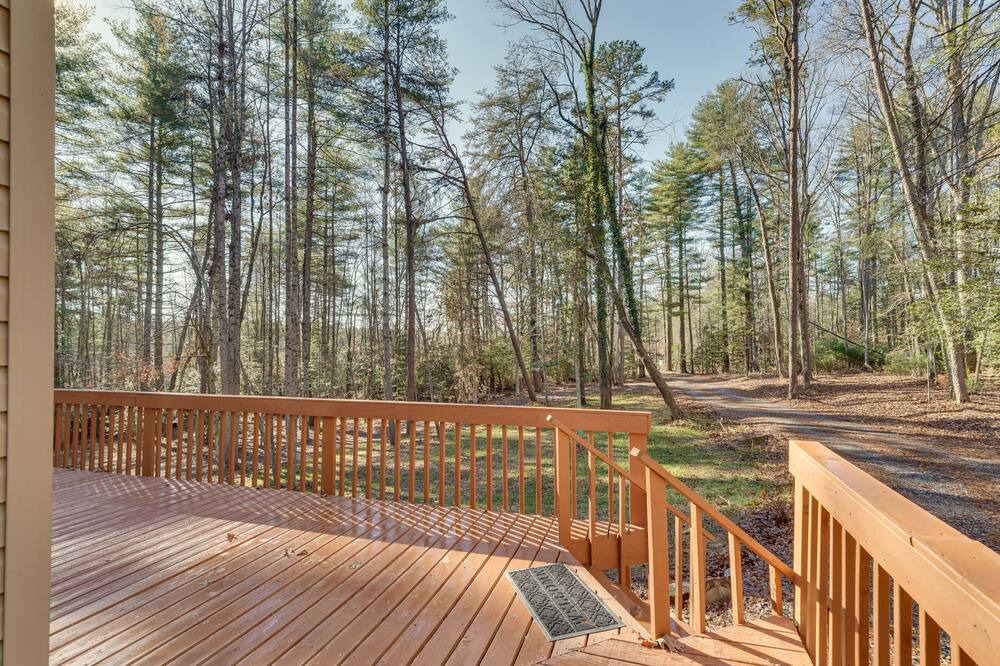 Photo of Outdoor in Morganton