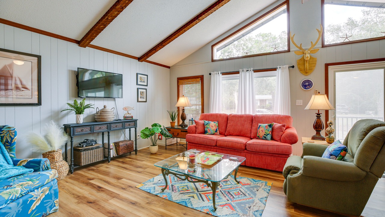 Photo of Livingroom in Tranquil Harbour