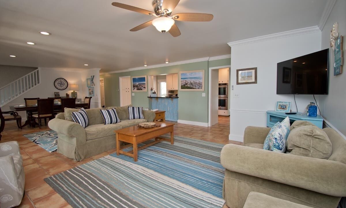Photo of Livingroom in The Point