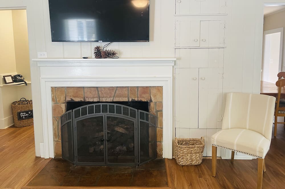 Photo of Livingroom in Clemmons